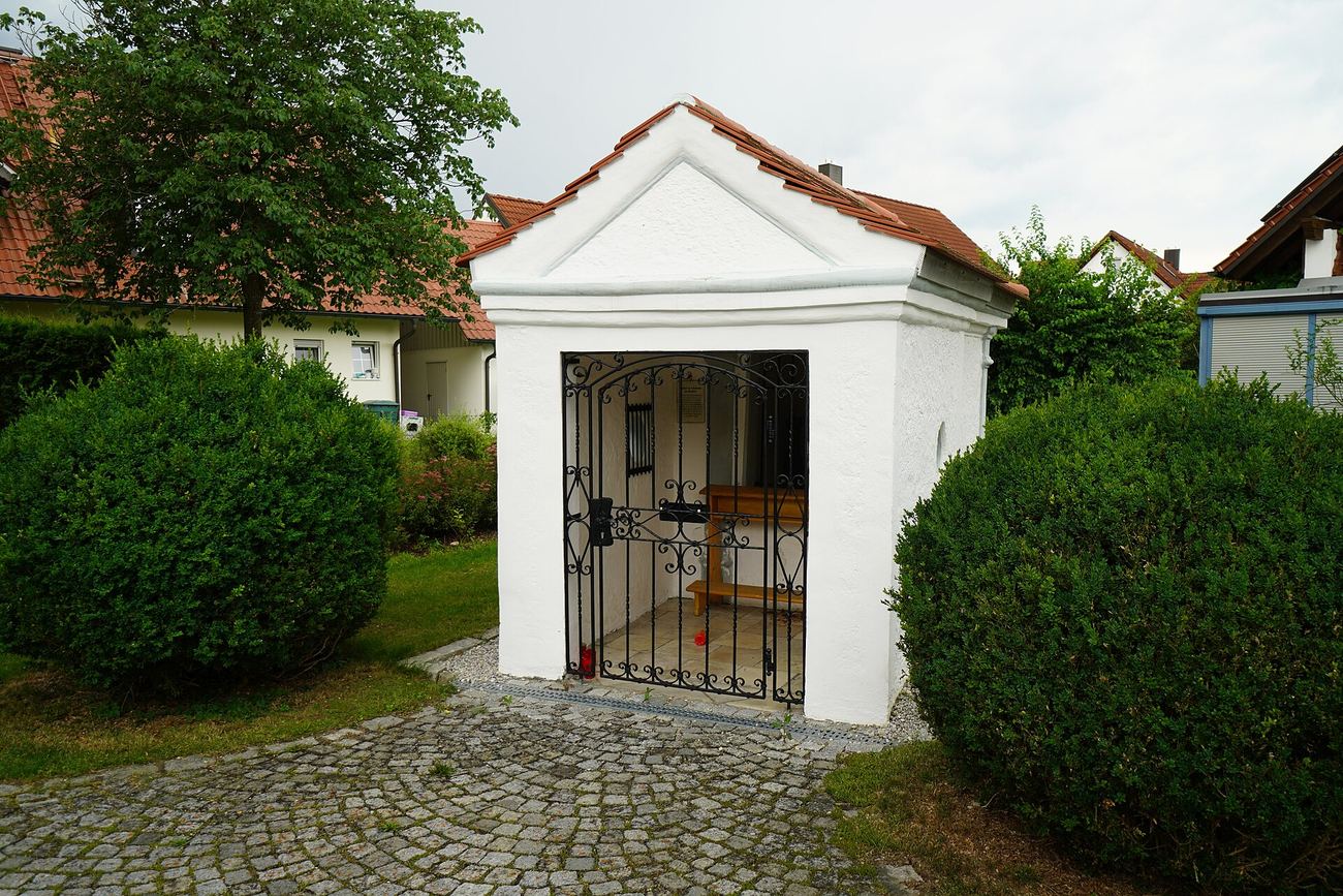Kapelle an der Kapellenstraße in Graben