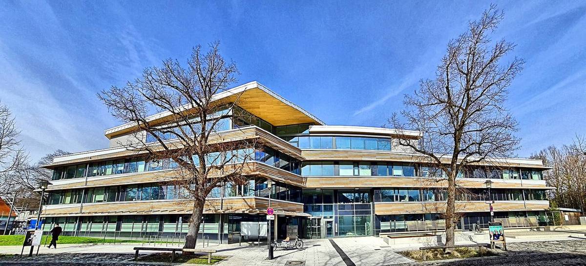 Neues Rathaus an der Rathausstraße (Februar 2024)