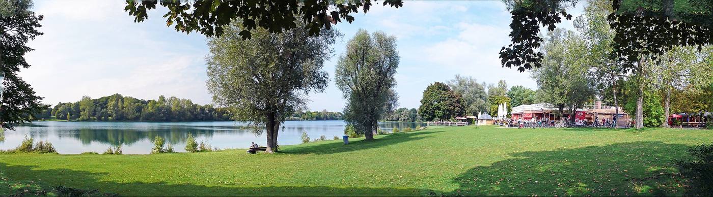 Karlsfelder See im Spätsommer