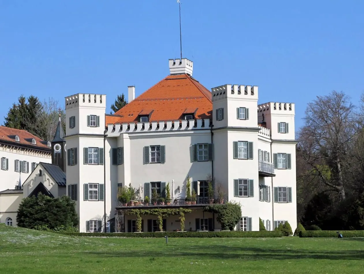 Schloss Possenhofen